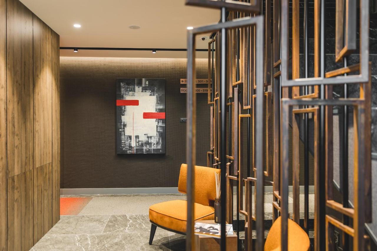 Signum Hotel Podgorica Esterno foto